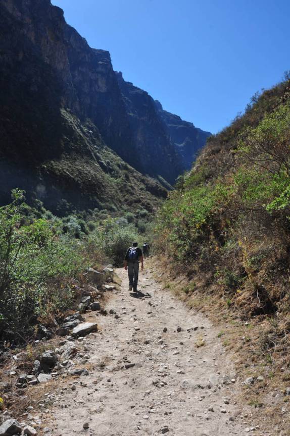 Início do trekking na região da Cordillera Blanca, próximo à Huaraz - Peru